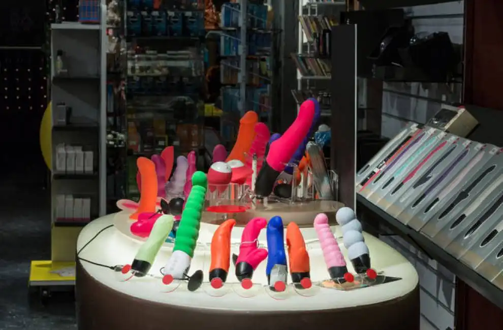 dildo sex shop