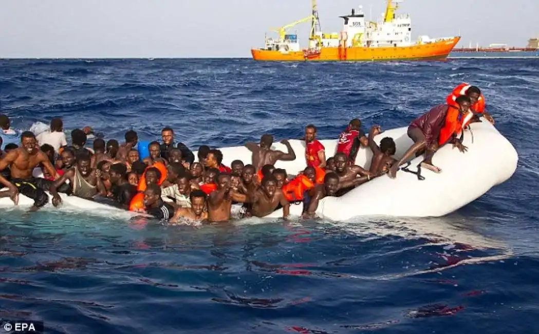 migranti canale di sicilia