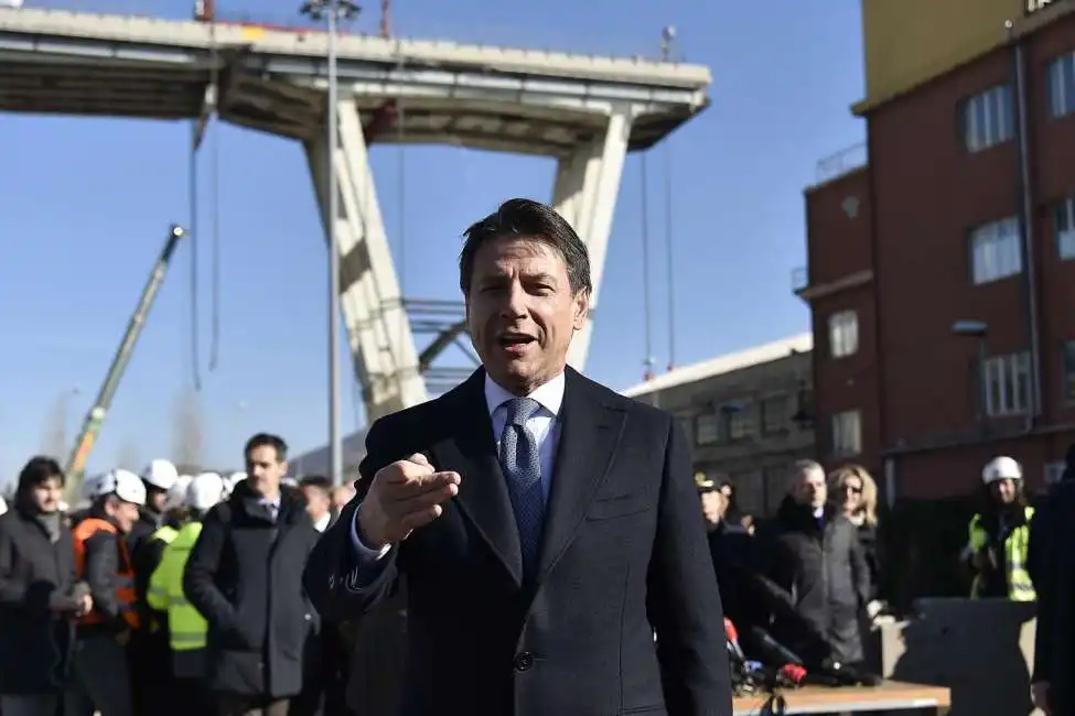 giuseppe conte ponte genova