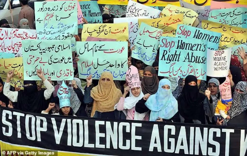 proteste contro i delitto delitti d'onore in pakistan