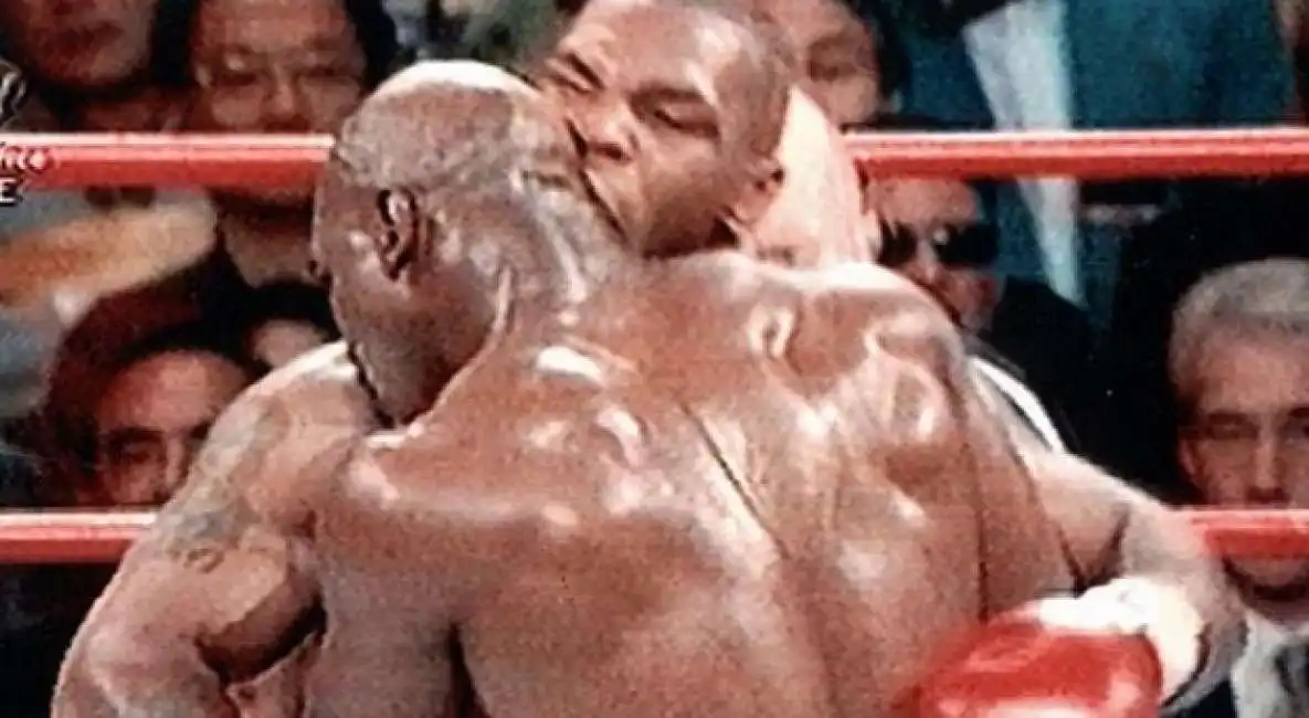 tyson holyfield 8