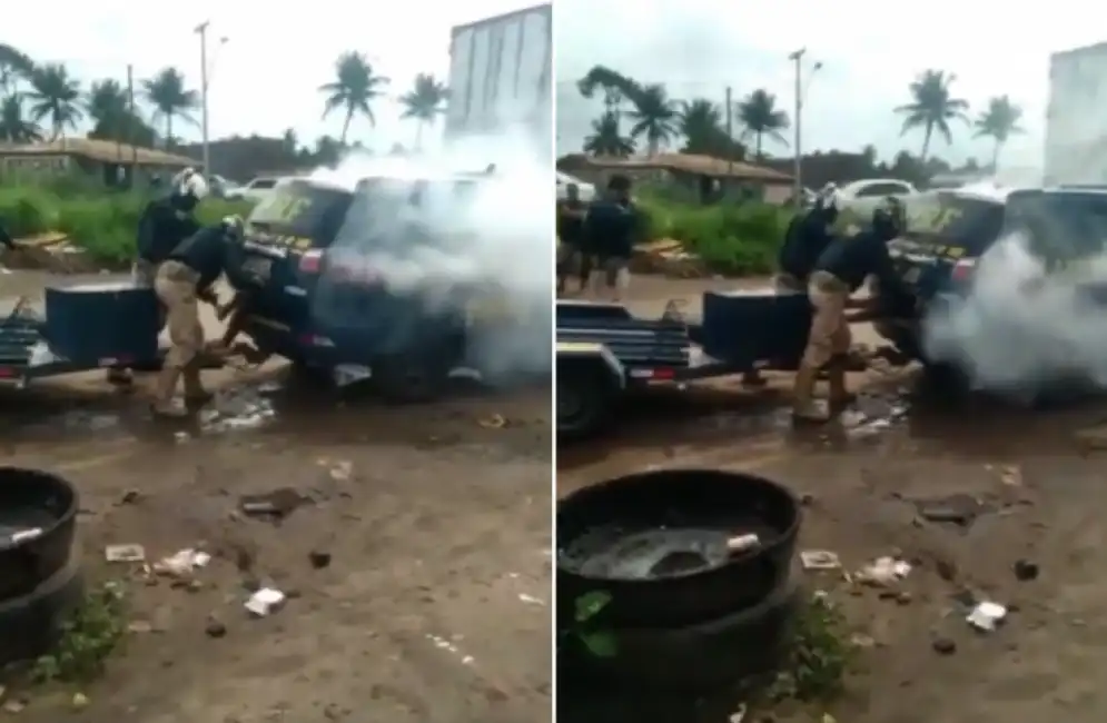 genivaldo jesus santos polizia brasiliana lancia una granata lacrimogena dentro auto 