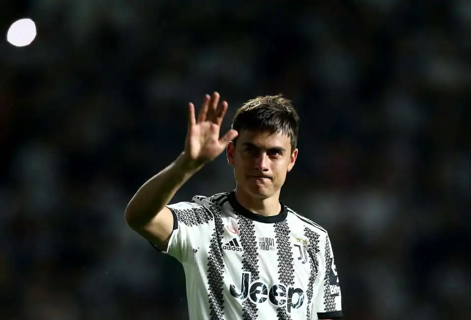 le lacrime di paulo dybala mentre saluta la juventus 9