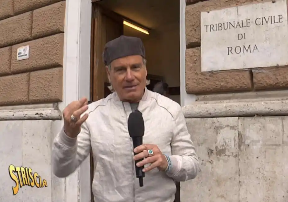 jimmy ghione striscia la notizia tribunale civile roma