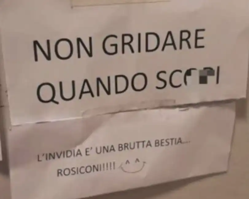 non gridare mentre scopi sesso rumore condominio