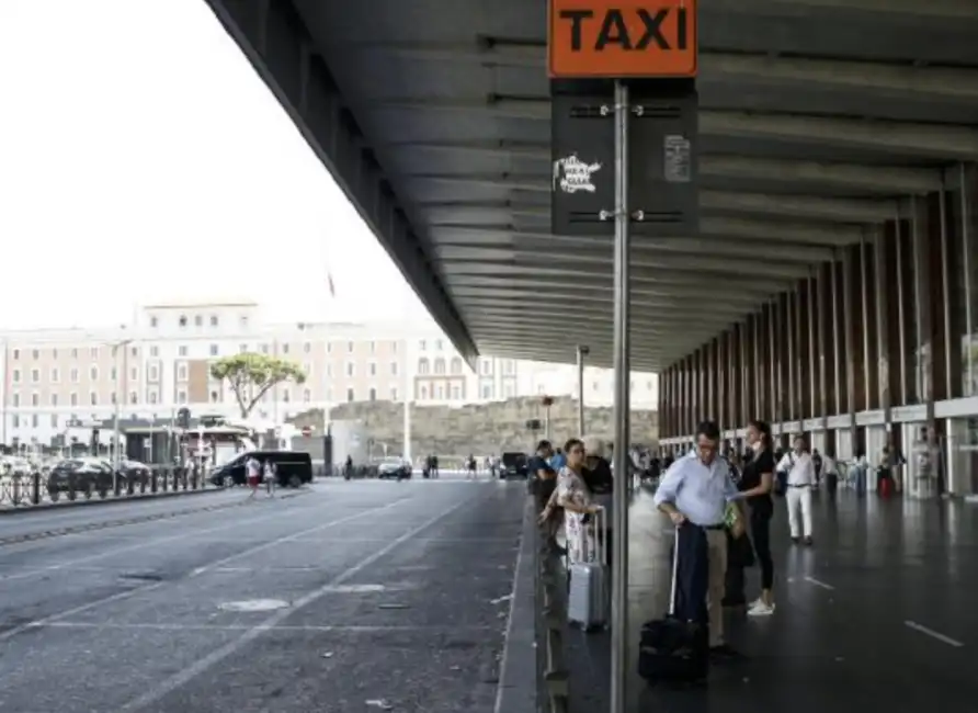 taxi roma stazione termini