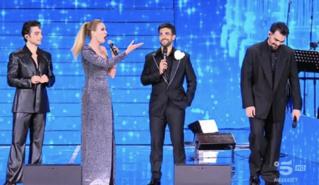 tutti per uno con il volo federica panicucci