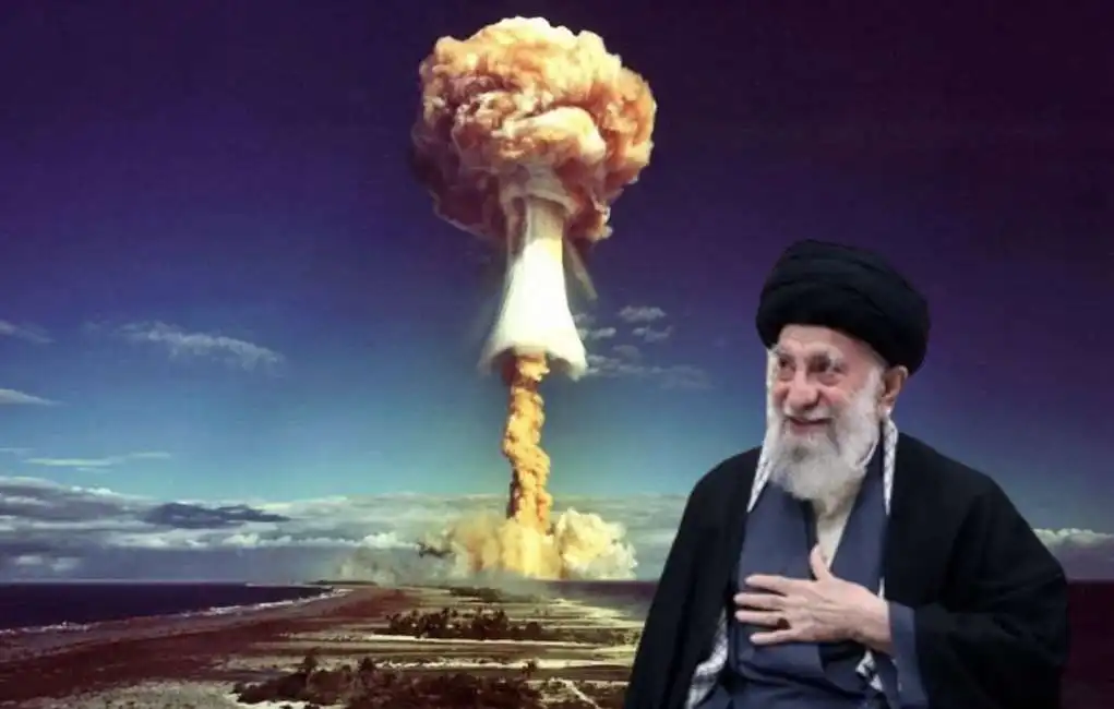 ali khamenei bomba nucleare 