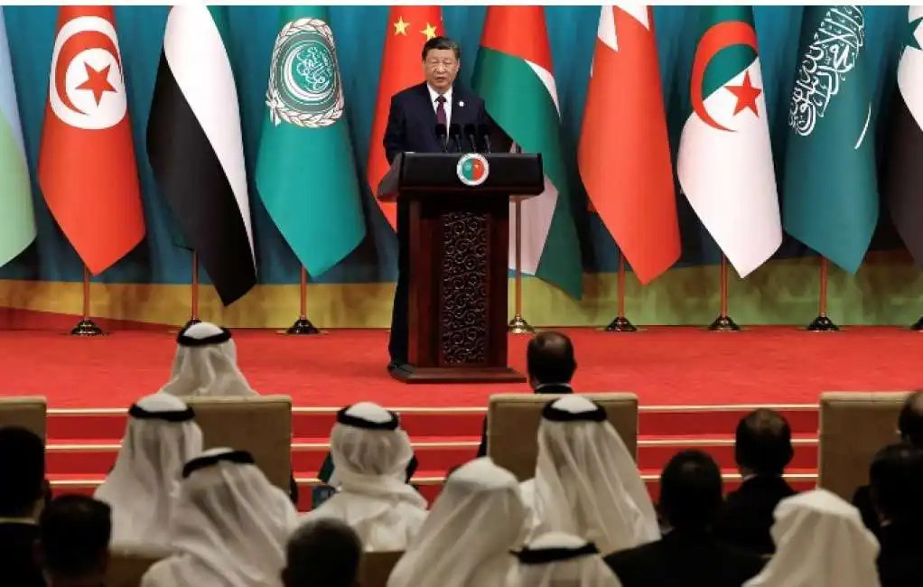 xi jinping forum cina stati arabi