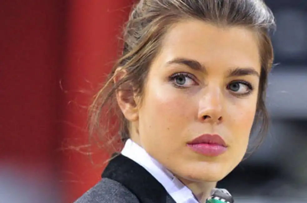 charlotte -princess-charlotte-casiraghi-17748711-430-310