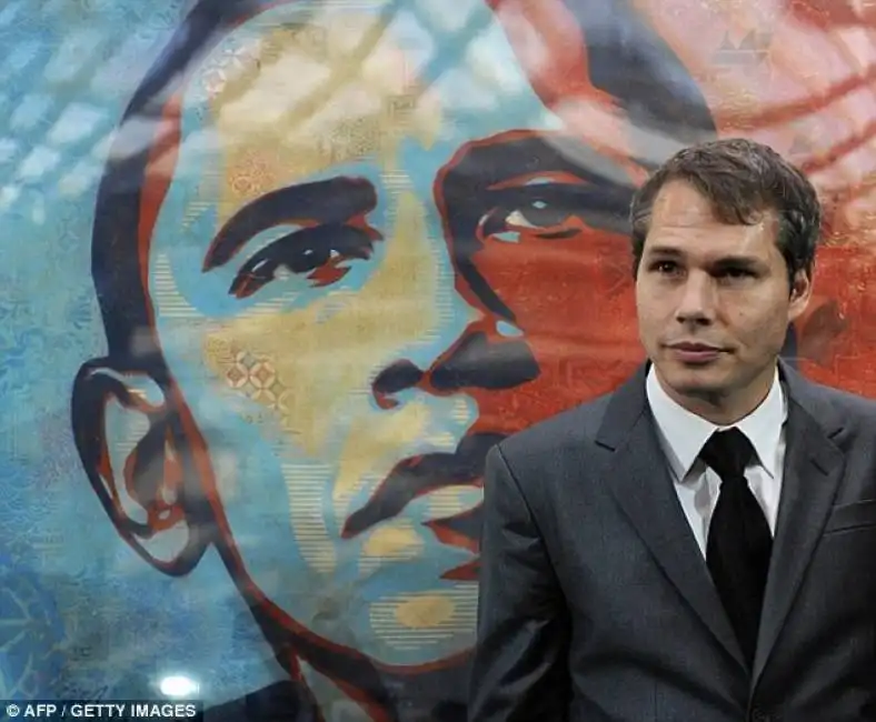 shepard fairey hope obama