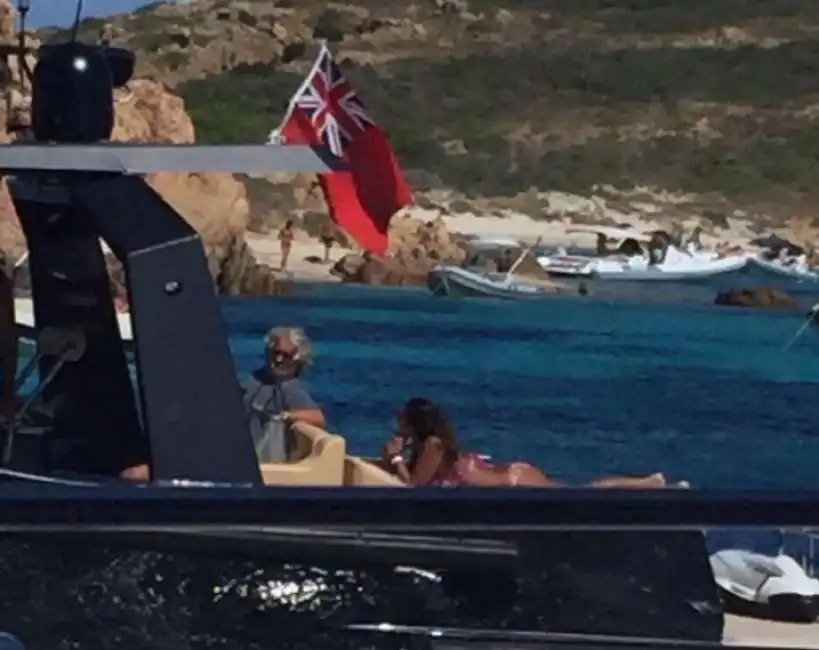 beppe grillo yacht sardegna mortorio 