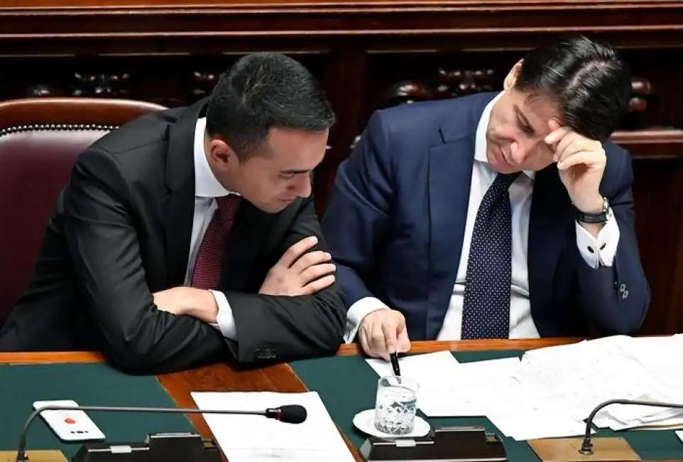 luigi di maio e giuseppe conte