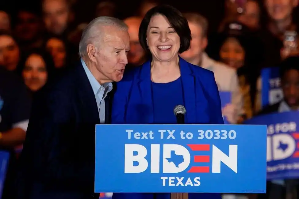 amy klobuchar joe biden