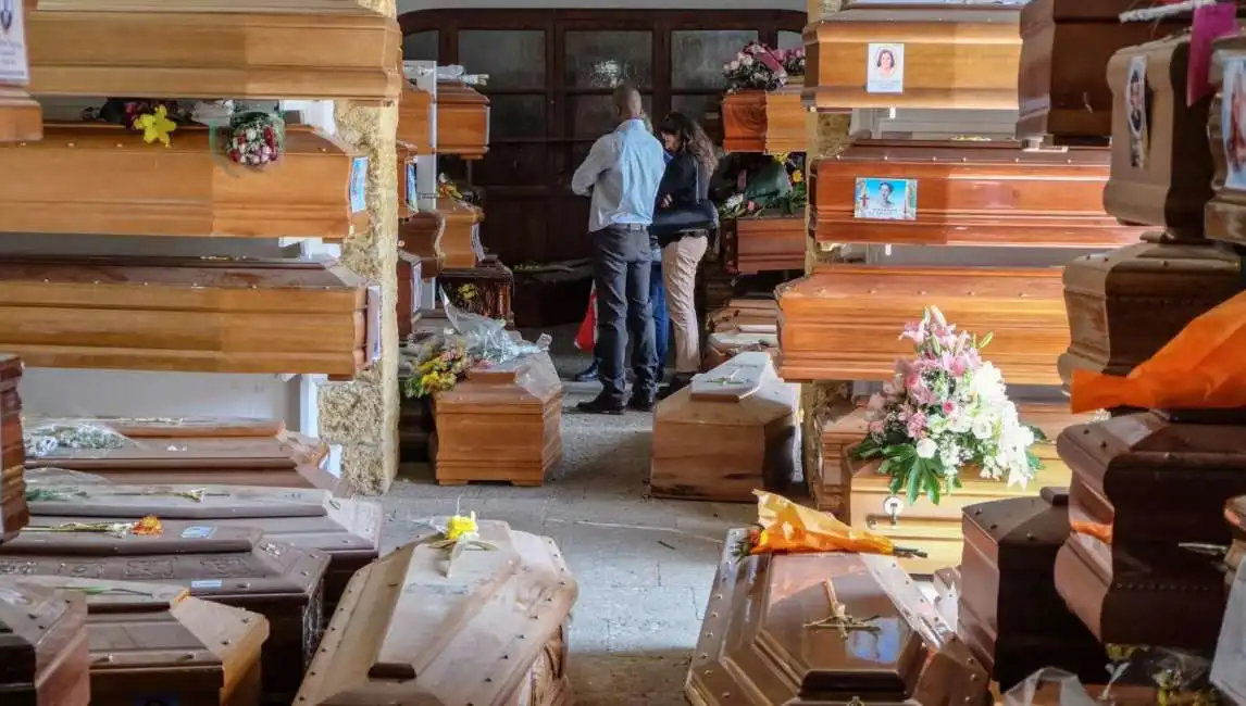 bare al cimitero dei rotoli a palermo-1