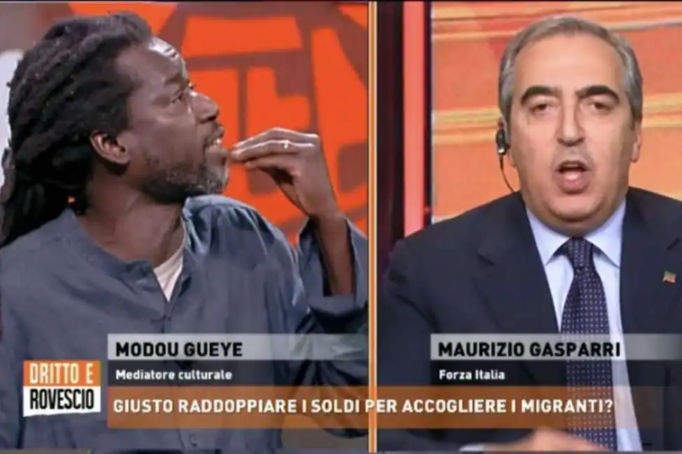 scontro tra maurizio gasparri e modou gueye a dritto e rovescio