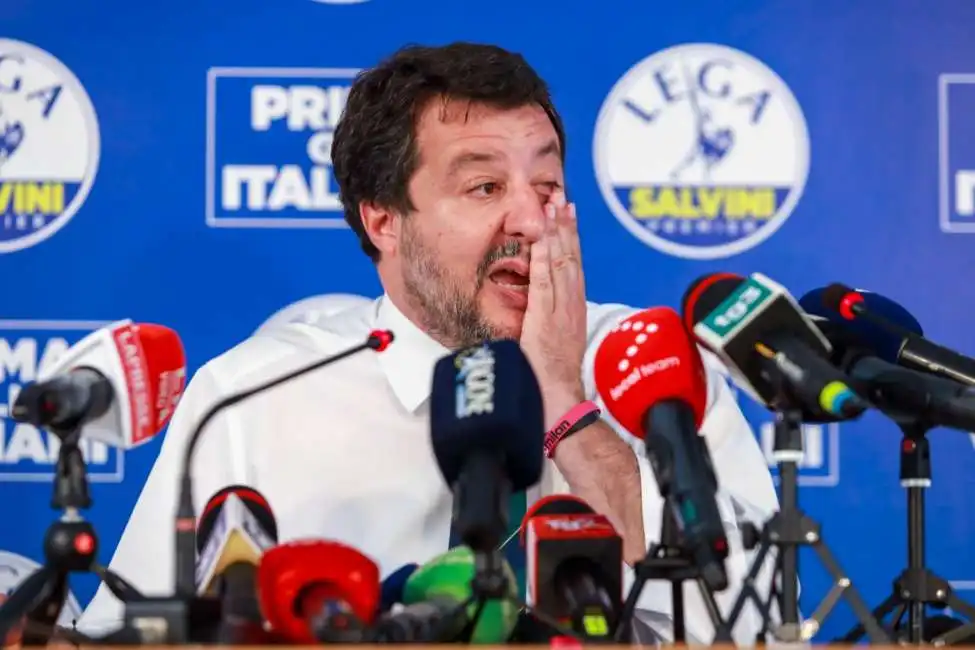 matteo salvini dopo il doppio flop referendum-amministrative - 4