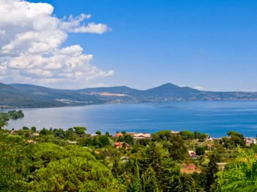 lago di bracciano 