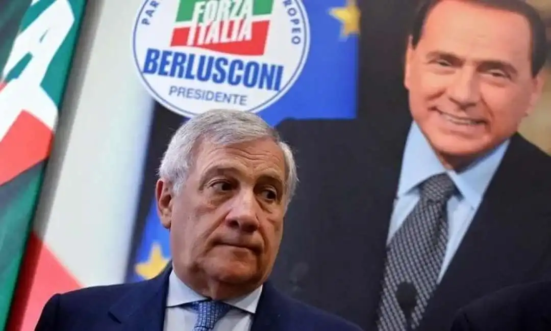 silvio berlusconi antonio tajani