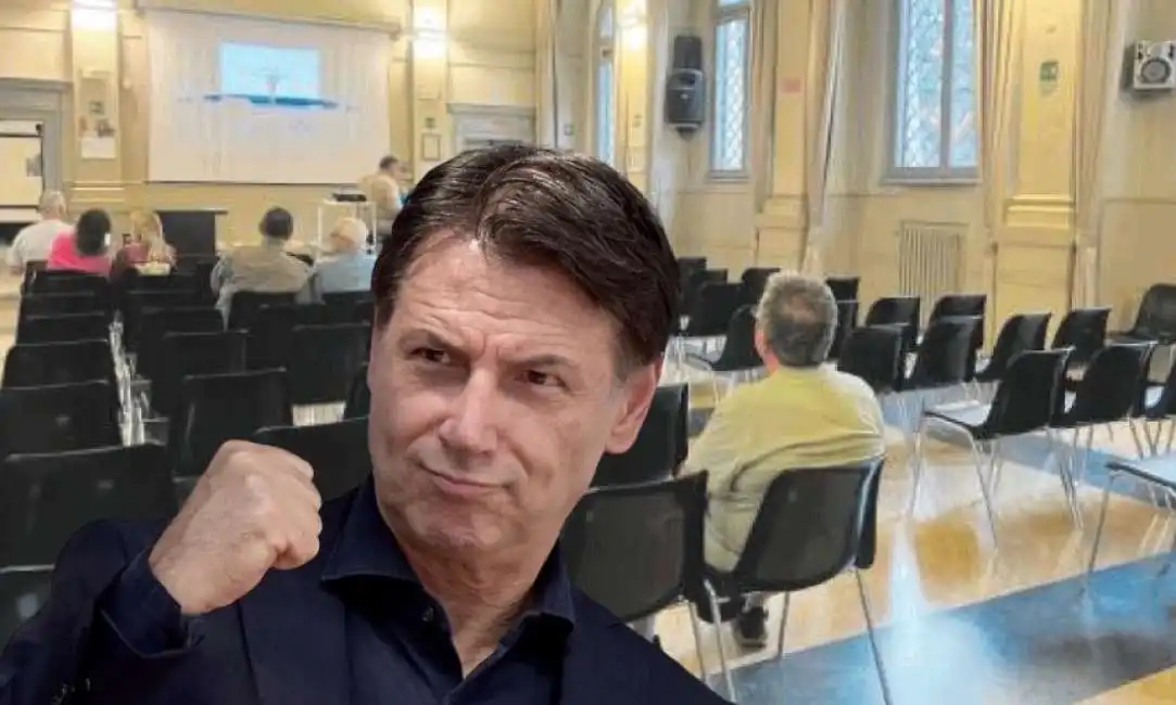 giuseppe conte m5s film italia che conta sala vuota