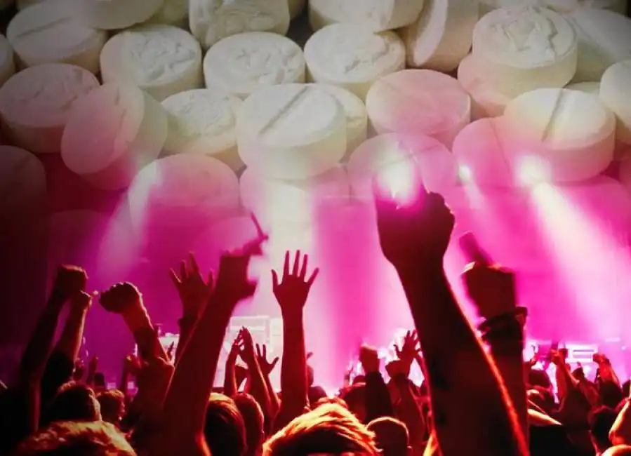 sballo e morte per ecstasy in discoteca fd9cbd2e