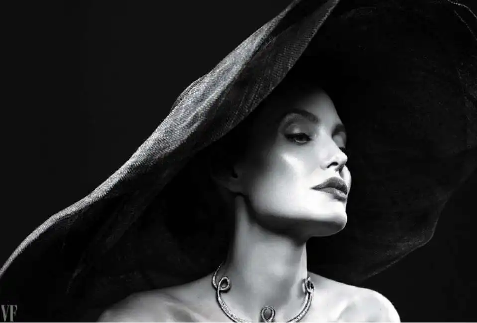 angelina jolie su vanity fair -1