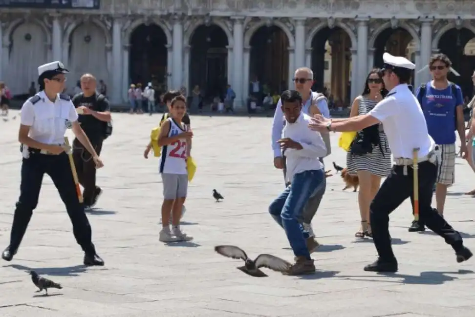 polizia localre a venezia