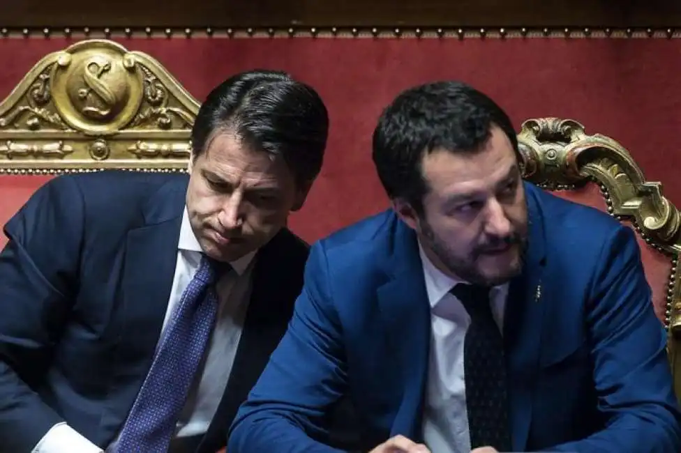 conte e salvini 882dfb