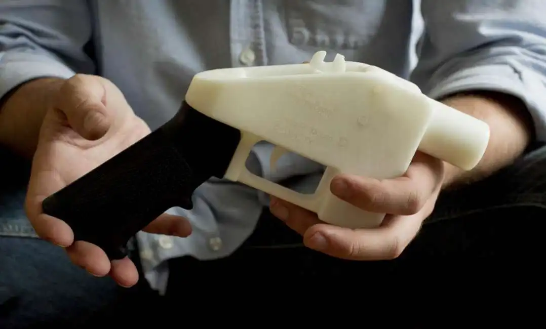 la pistola realizzata con la stampante 3d