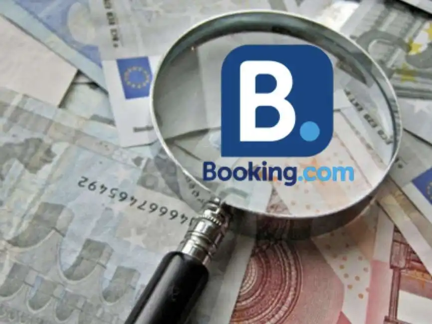 booking.com evasione fiscale