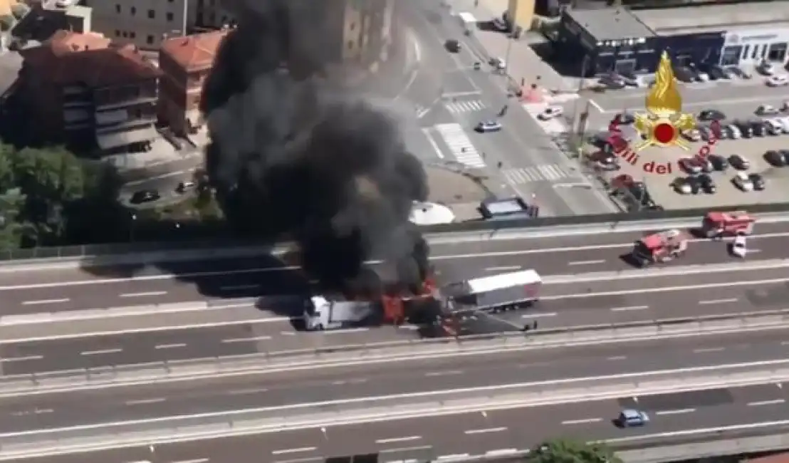 incidente autostrada a14