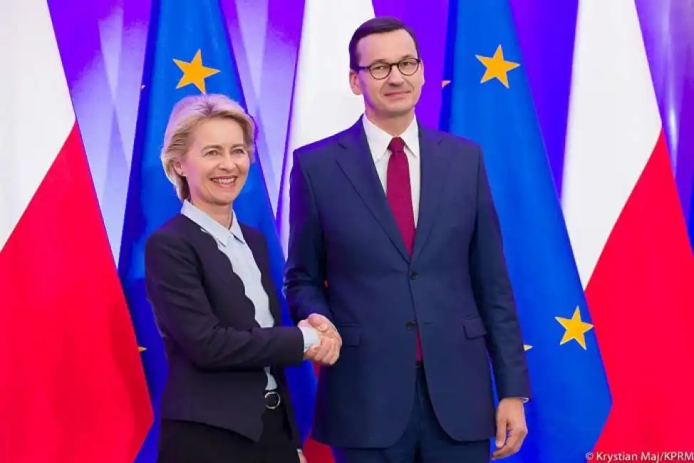 ursula von der leyen mateusz morawiecki 