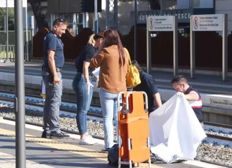 sorelle investite dal treno a riccione