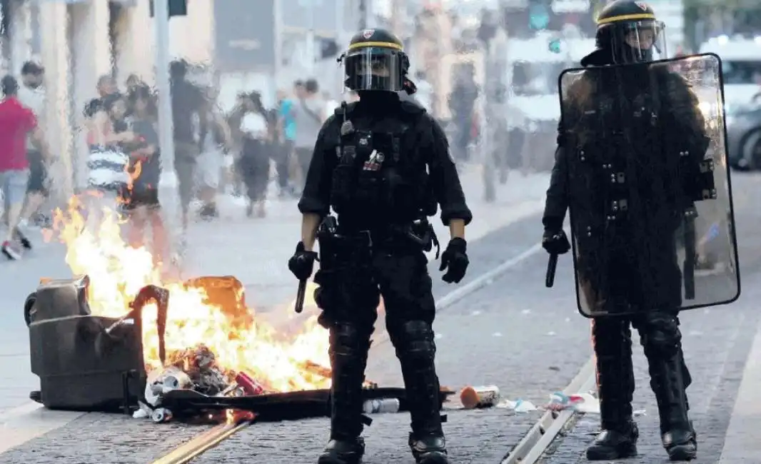 francia rivolta banlieue proteste