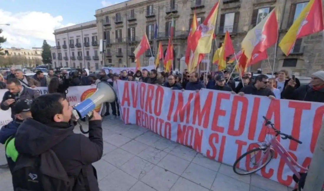 reddito cittadinanza proteste