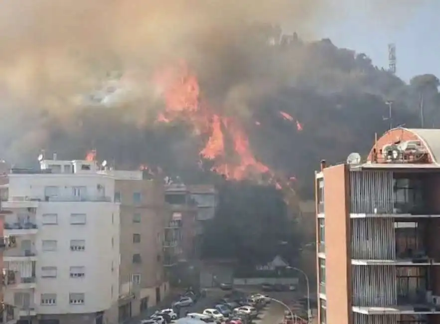 incendio roma