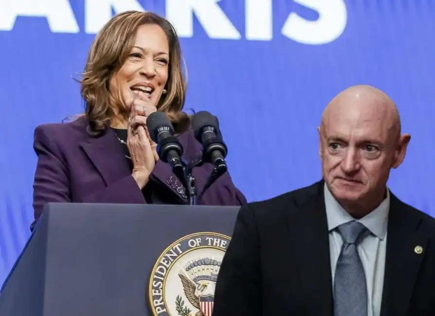 kamala harris mark kelly 