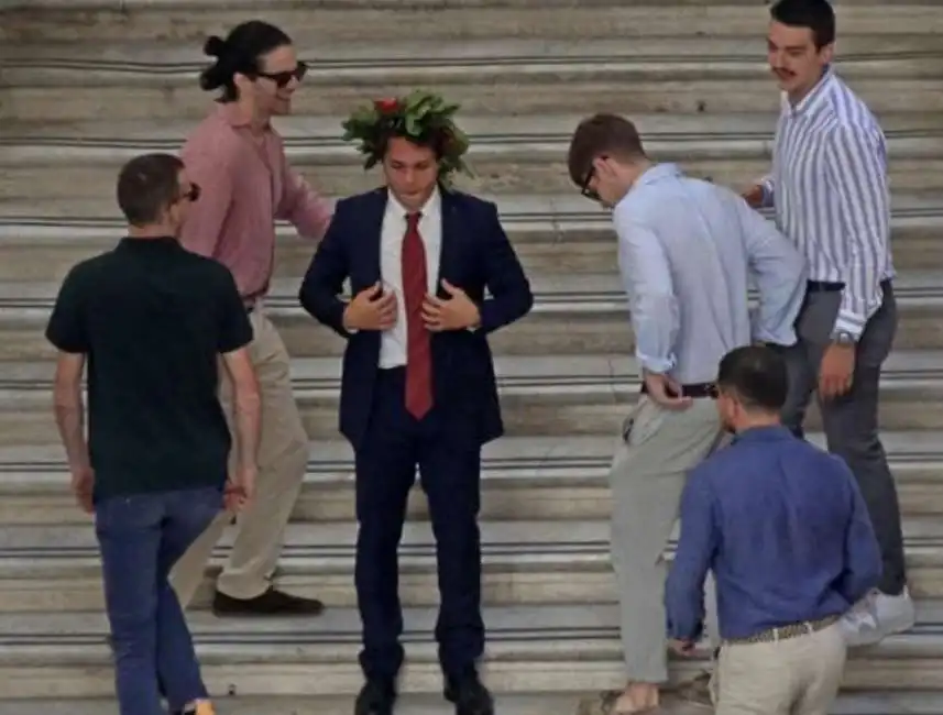 laurea di ciro grillo