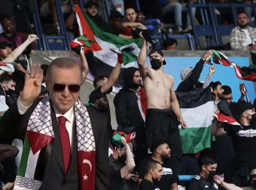 recep tayyip erdogan pro palestina israele parigi 2024 