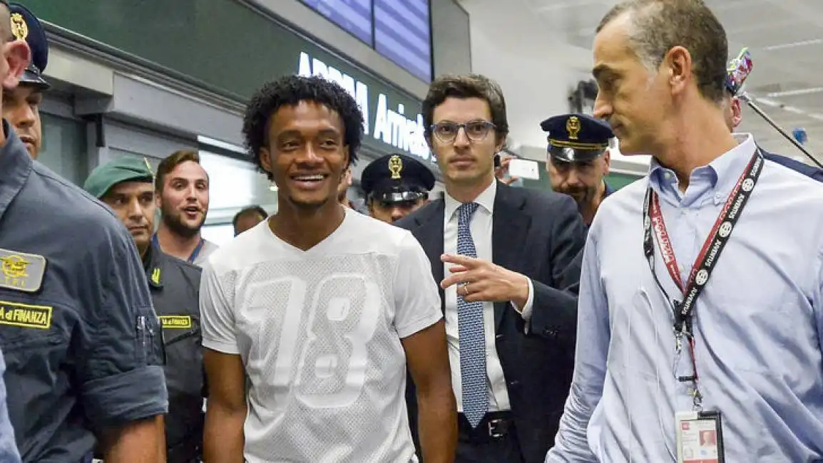 cuadrado juve