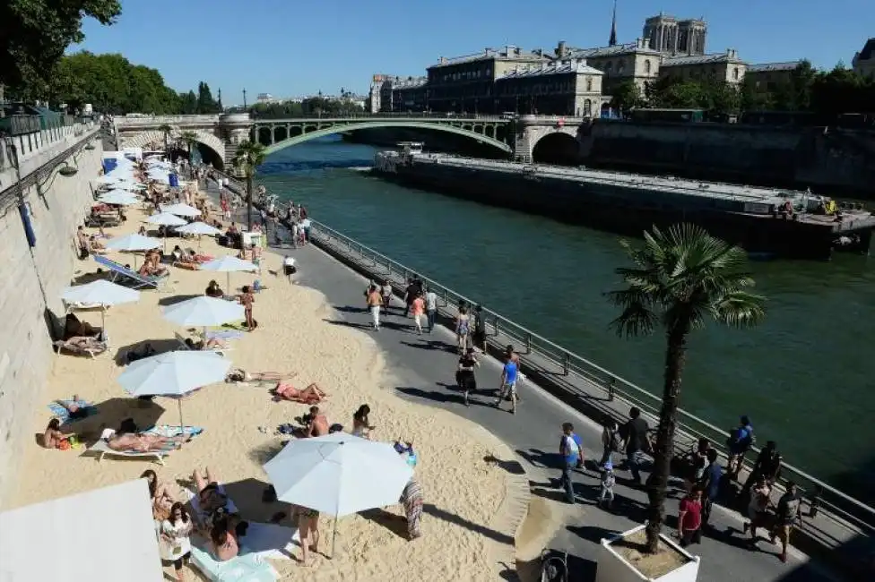 parigi - evento per celebrare tel aviv