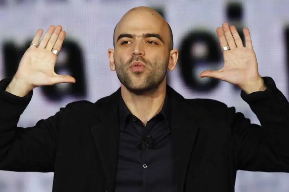 roberto saviano _article_landscape_pm_v8