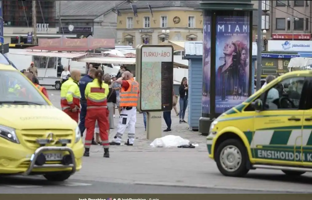 attentato finlandia turku