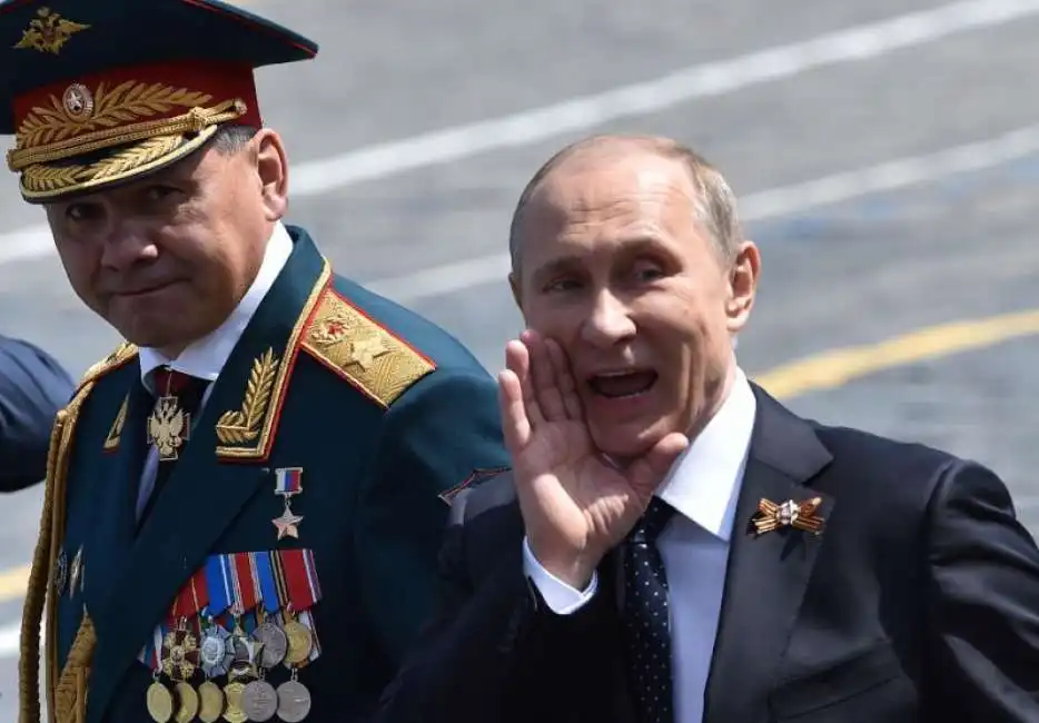 vladimir putin esercito militari soldati