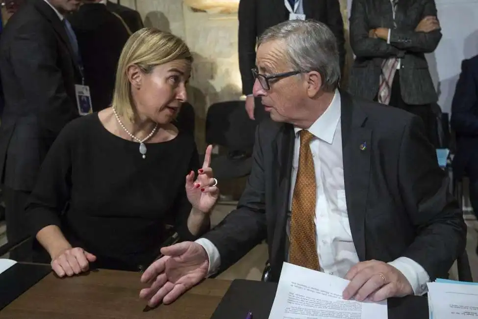 federica mogherini jean claude juncker