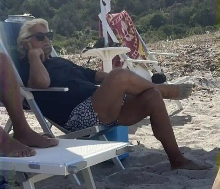 beppe grillo al pevero di porto cervo