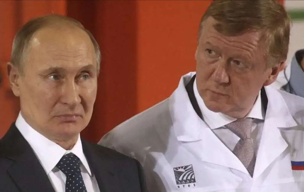 vladimir putin anatoly chubais 