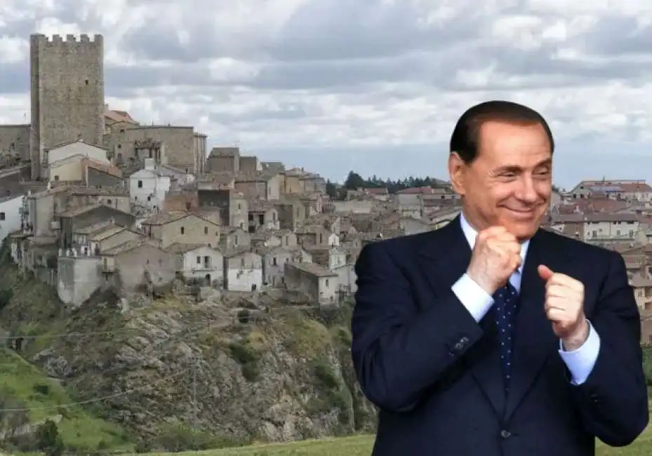 pietramontecorvino piazza silvio berlusconi