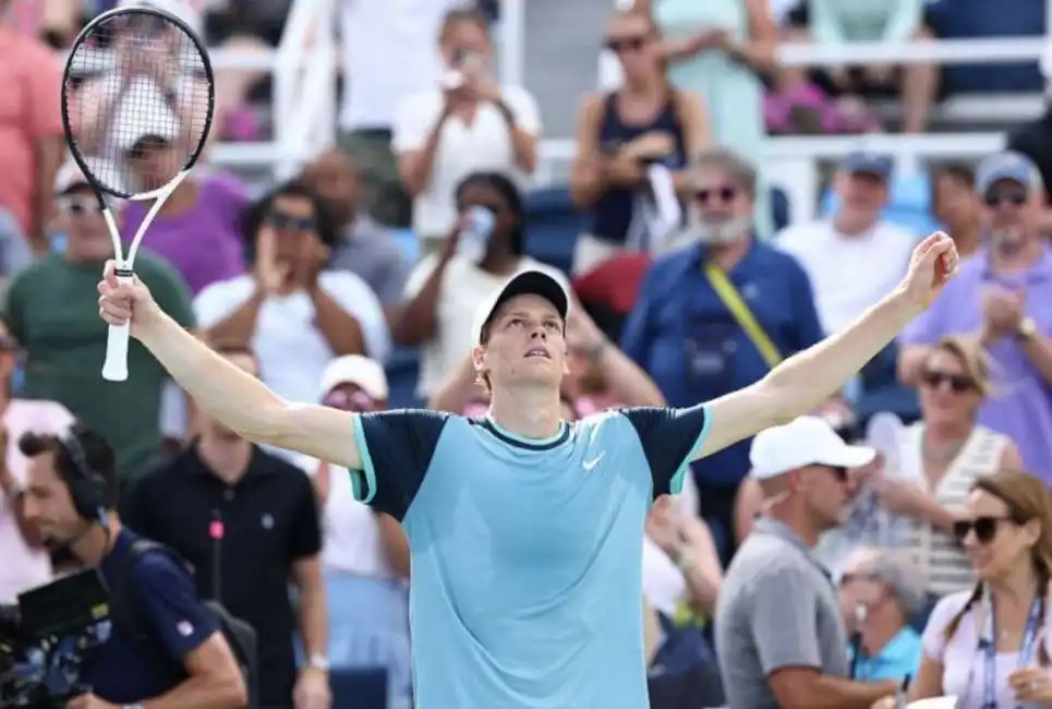 jannik sinner ai masters 1000 di cincinnati - 1