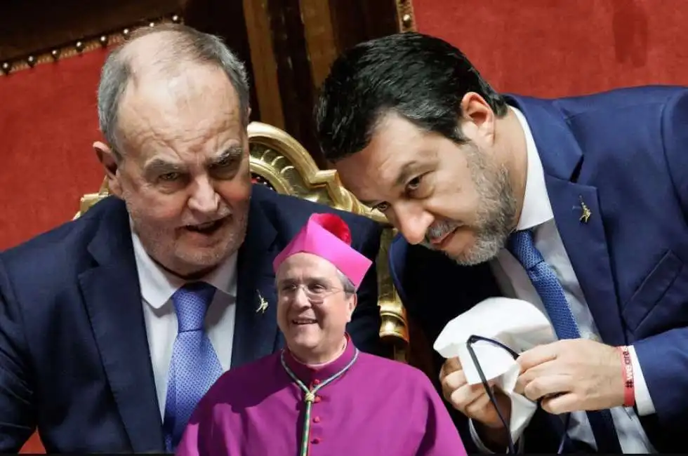 matteo salvini roberto calderoli vescovo francesco savino